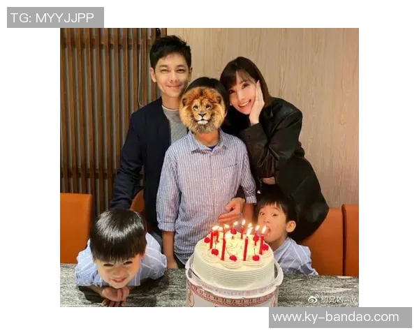 张佳玮点评华子表现称其如同09韦德莱利曾比韦德为矮两寸的乔丹