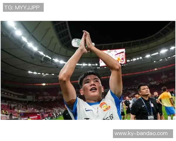 徐彬谈球队目标每场比赛全力争胜吃再多苦也值得